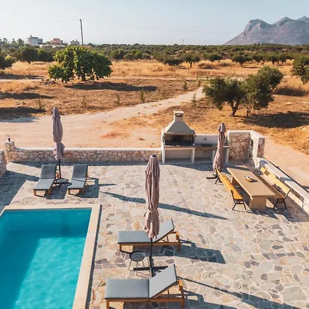 Private, Quiet, Isolated In Chania / Homealone * Chorafakia